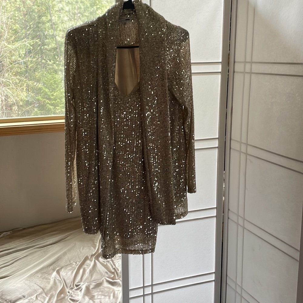 Size Small Two Piece Dress & Jacket Set Only Worn Once!